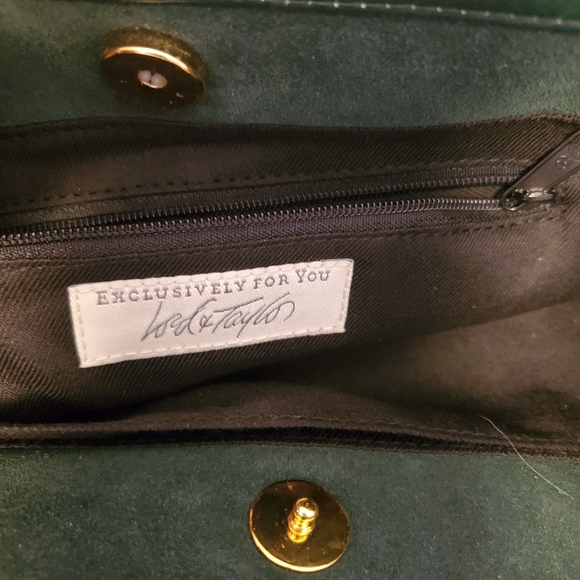 GREEN LEATHER bag By LORD and TAYLOR - Picture 2 of 9